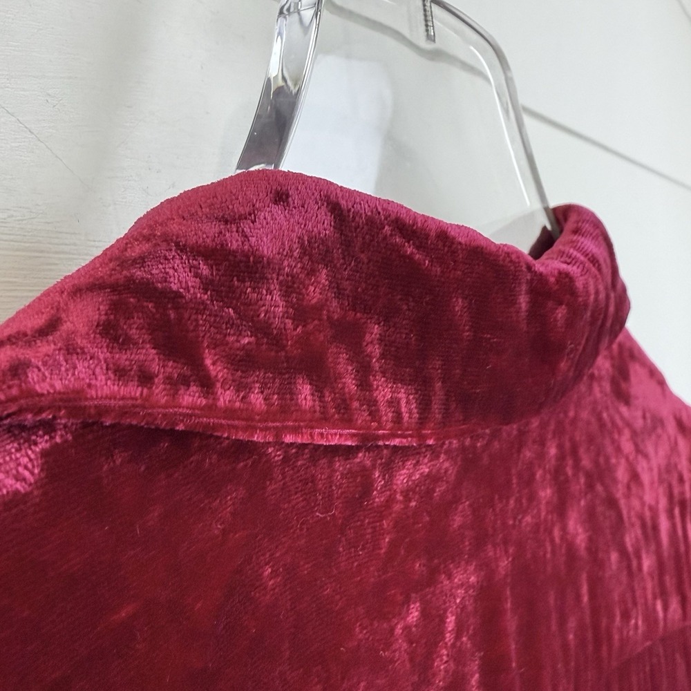 SUNDANCE VELVET NUANCE SILK TOP Women Small Wineberry Holiday Classic Pullover - Picture 9 of 11